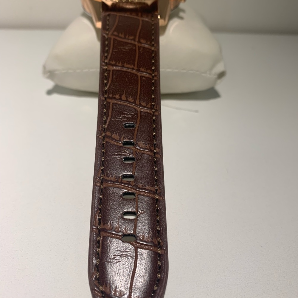 Luxury Watch Men’s - B. Navitimer - Picture 12 of 14